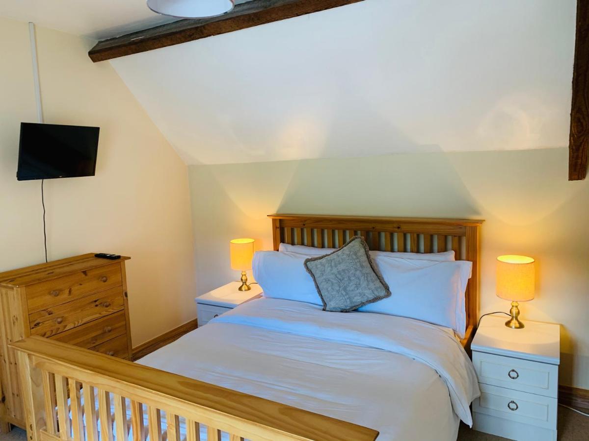 The Granary Villa Abergavenny Exteriör bild